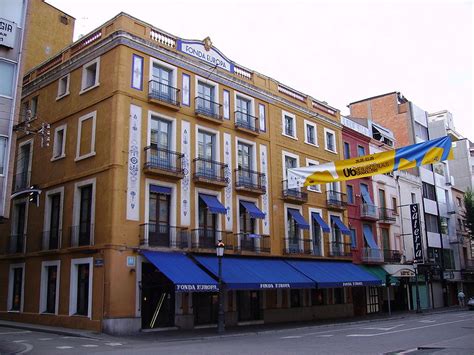 chueca_barcelona|Entra y conoce gente nueva .